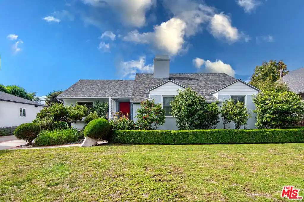 Photo 1 of Single family home for sale at 3207 Coolidge Ave, Los Angeles, CA 90066 | MLS# 26103360 | Listing updated on 2026-10-30