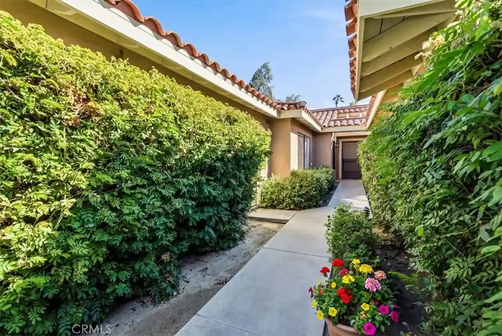 Condo for sale at 200 Seville Cir, Palm Desert, CA 92260 | MLS# IG26232865