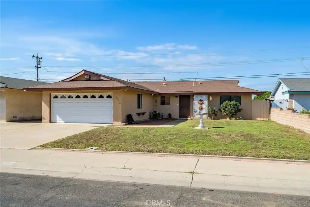 Photo 1 of Single family home for sale at 1629 Oxford Ave, Santa Maria, CA 93454 | MLS# PI26232970 | Listing updated on 2026-10-31