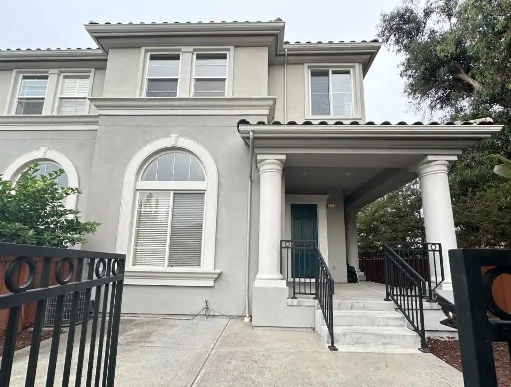 Condo for sale at 223 Vista Roma Way, San Jose, CA 95136 | MLS# ML82066216