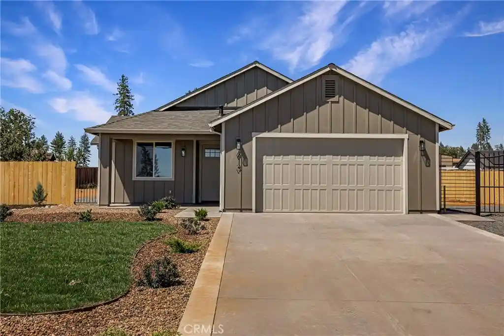 Photo 1 of Single family home for sale at 613 Castle Dr, Paradise, CA 95969 | MLS# PA26234619 | Listing updated on 2026-10-31