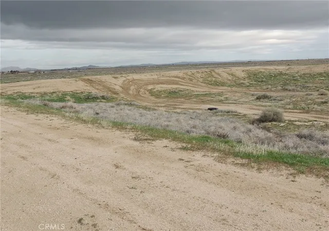 1st image of 80 Vac/80 Stw/vic Avenue F8, Lancaster, CA 93536 | MLS# PW18134955