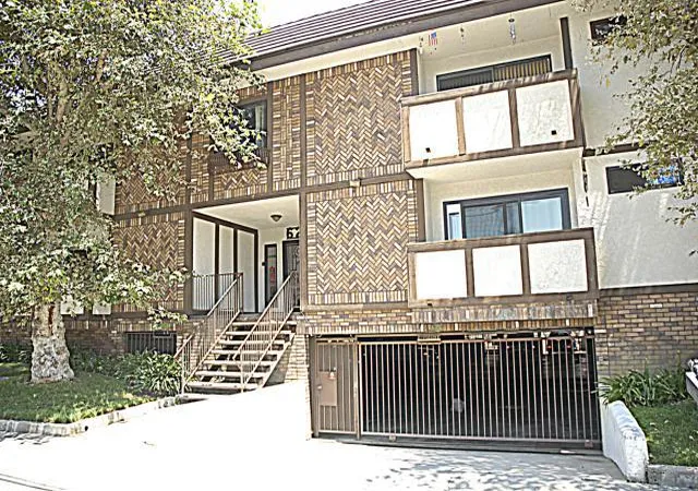 1st image of 6250 Fulton Ave #106, Van Nuys, CA 91401 | MLS# SR14241414