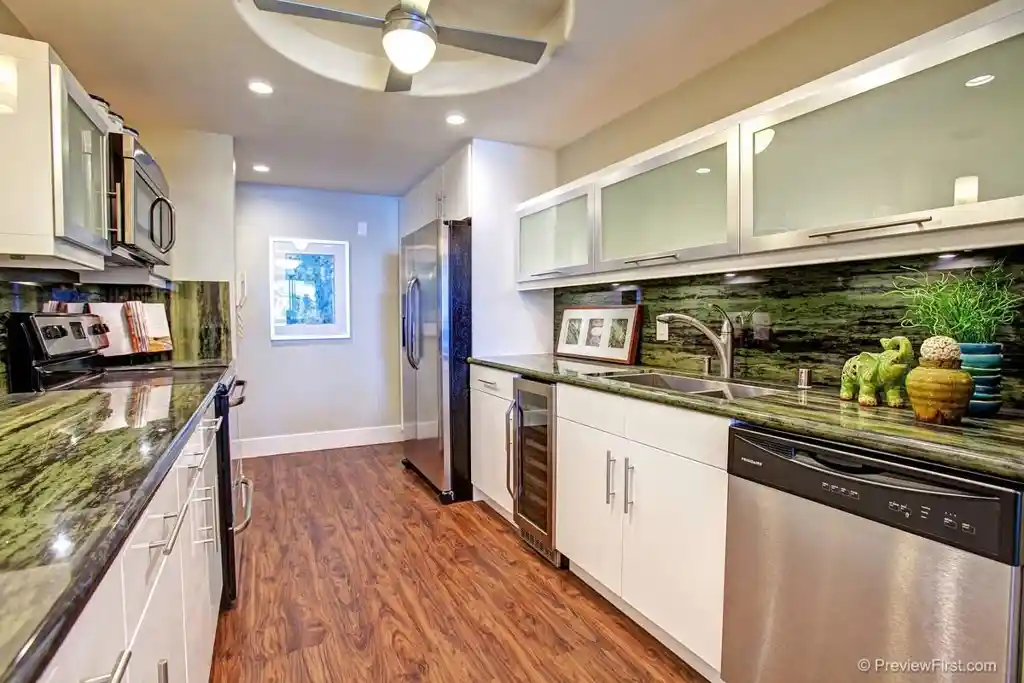 Condominium at 3940 Gresham St #451, San Diego, CA 92109 | MLS# 140041435 | | Sold on 2014-08-28