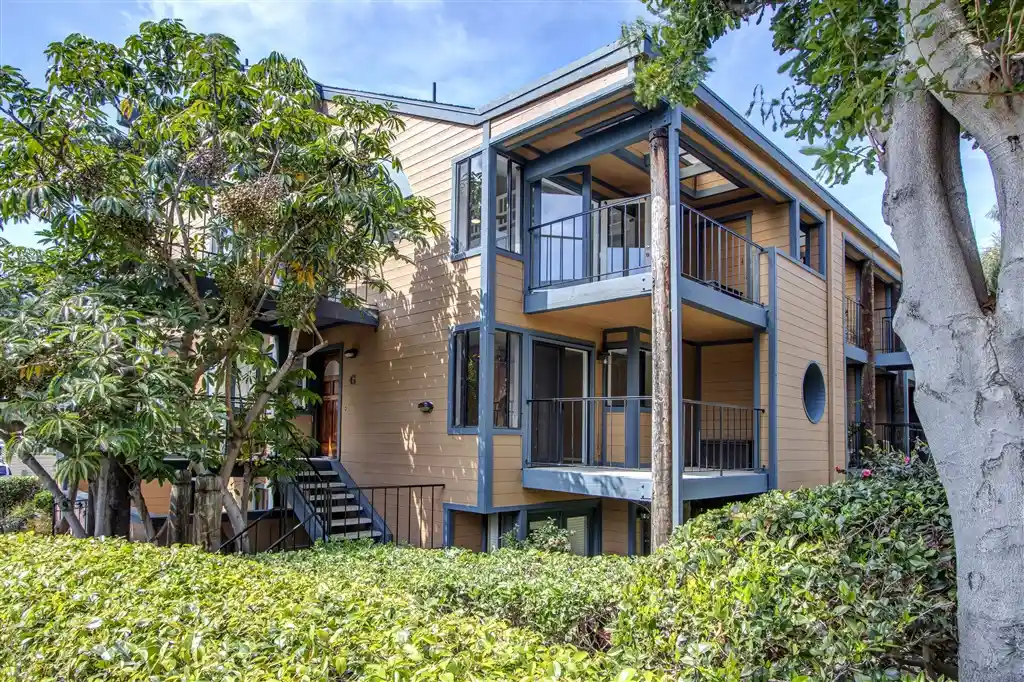 Condominium at 4016 Layang Layang Circle #G, Carlsbad, CA 92008 | MLS# 190015116 | | Sold on 2019-06-11