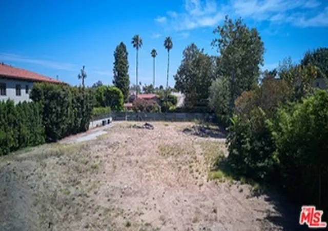 2nd image of 193 N Carmelina Ave, Los Angeles, CA 90049 | MLS# 19504270