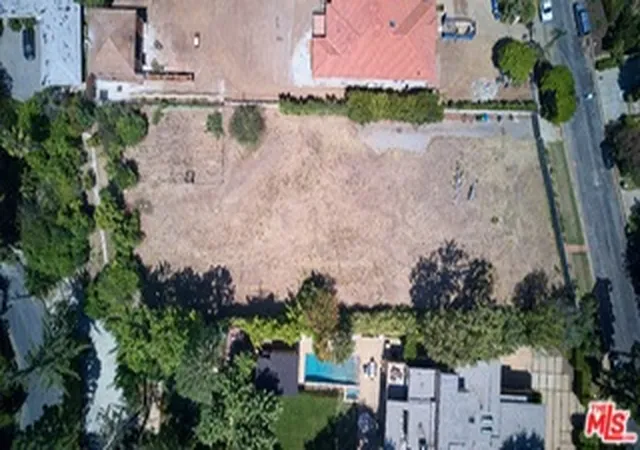 3rd image of 193 N Carmelina Ave, Los Angeles, CA 90049 | MLS# 19504270
