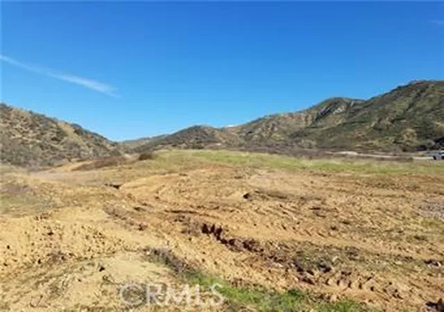 3rd image of 1 Aldbury, Yucaipa, CA 92399 | MLS# CV18143121