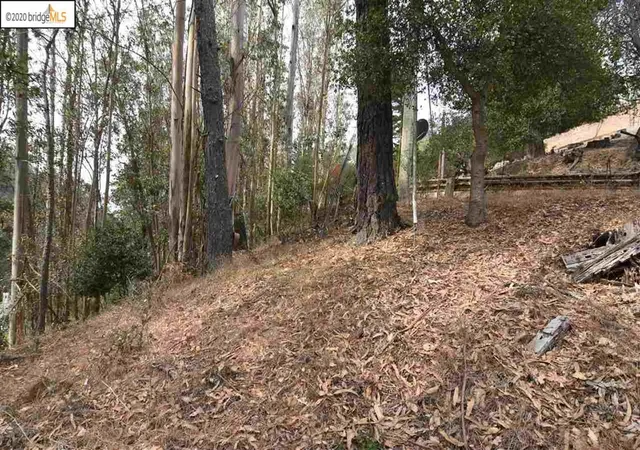 4th image of 6050 Balboa Dr, Oakland, CA 94611 | MLS# 40919362