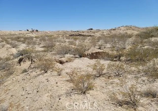 Homes for sale in Barstow, CA | 8 Henderson St, Barstow, CA 92311 | MLS# 530043