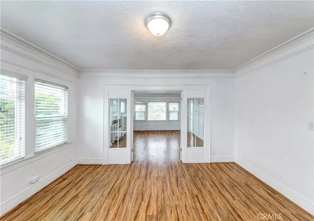 3rd image of 1308 S Van Ness Ave, Los Angeles, CA 90019 | MLS# PW21160348