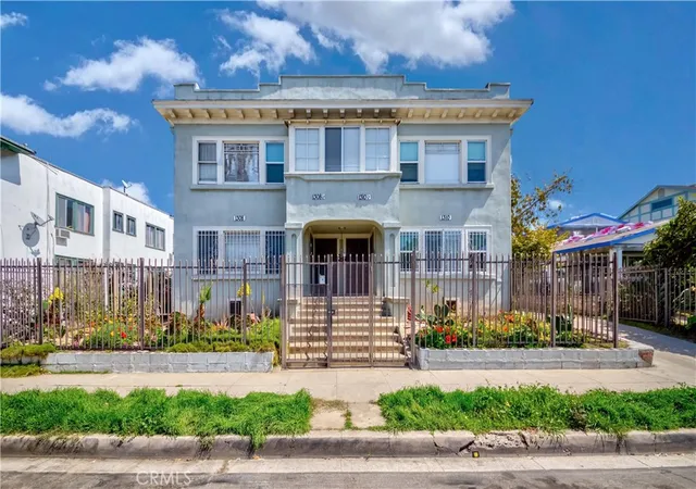 45th image of 1308 S Van Ness Ave, Los Angeles, CA 90019 | MLS# PW21160348
