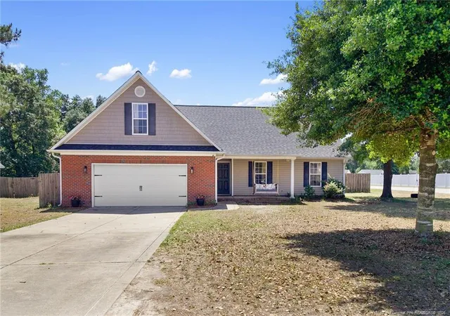 Photo 2 of Single family home for sale at 280 Bonney Ln, Fayetteville, NC 28306 | MLS# 761986 | Listing updated on 2026-05-08
