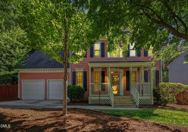 Photo 29 of Single family home for sale at 104 N Crabtree Knoll, Chapel Hill, NC 27514 | MLS# 10162096 | Listing updated on 2026-05-03