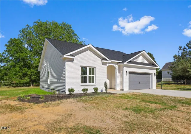 Photo 2 of Single family home for sale at 204 W Wilson St, Micro, NC 27555 | MLS# 10162472 | Listing updated on 2026-04-24