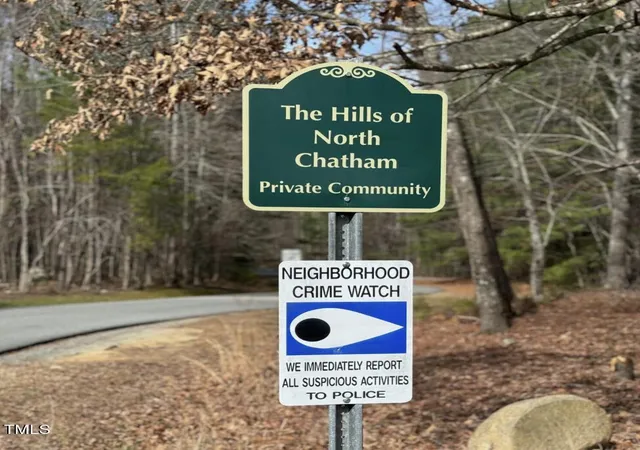 Photo 14 of Sale Pending at 33 Henry Ct, Chapel Hill, NC 27516 | MLS# 10071014 | Listing updated on 2026-04-24