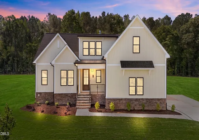 Photo 1 of Single family home for sale at 40 Strm View Way, Zebulon, NC 27597 | MLS# 10149234 | Listing updated on 2026-05-11