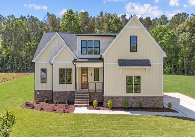 Photo 2 of Single family home for sale at 40 Strm View Way, Zebulon, NC 27597 | MLS# 10149234 | Listing updated on 2026-05-11