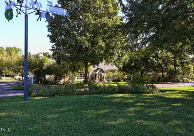 Photo 37 of Townhouse for sale at 309 Baneberry Close, Pittsboro, NC 27312 | MLS# 10140948 | Listing updated on 2026-05-09
