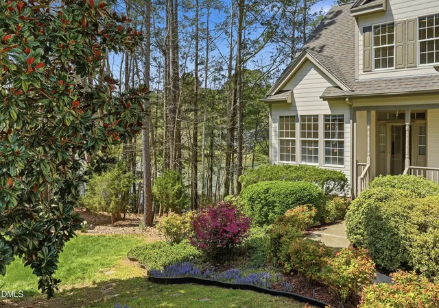 Photo 2 of Single family home for sale at 7 Chelan Ct, Durham, NC 27713 | MLS# 10157126 | Listing updated on 2026-05-08