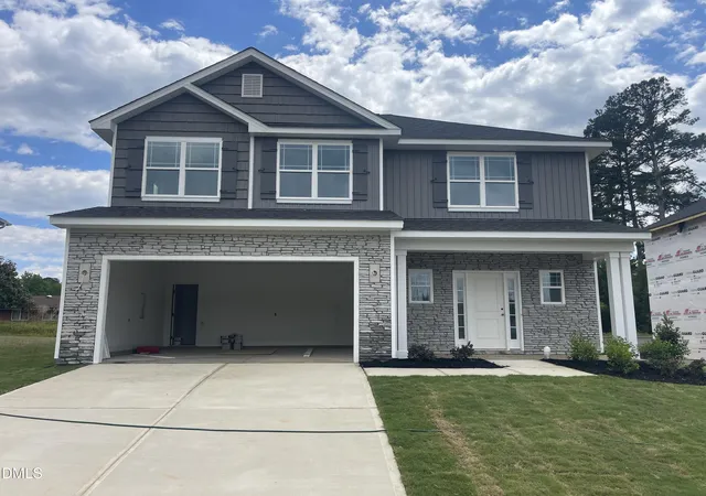 Photo 2 of Single family home for sale at 534 Middleton Ct, Sanford, NC 27330 | MLS# 10152926 | Listing updated on 2026-05-11