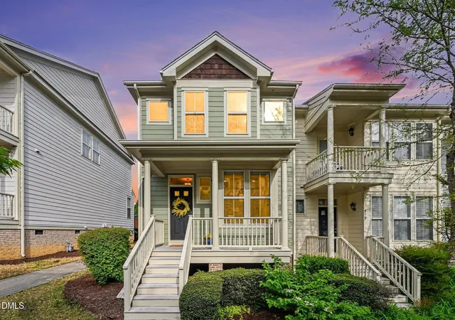 Photo 2 of Sale Pending at 517 Village Loop Dr, Apex, NC 27502 | MLS# 10158960 | Listing updated on 2026-04-25
