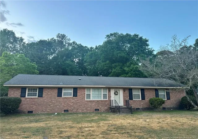 Photo 1 of Single family home for sale at 701 Mccaskill St, Maxton, NC 28364 | MLS# 761170 | Listing updated on 2026-05-03