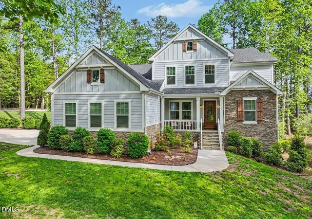 Photo 1 of Single family home for sale at 36 Nuthatch Dr, Pittsboro, NC 27312 | MLS# 10157457 | Listing updated on 2026-04-24