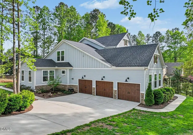Photo 2 of Single family home for sale at 36 Nuthatch Dr, Pittsboro, NC 27312 | MLS# 10157457 | Listing updated on 2026-04-24