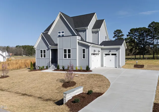 Photo 2 of Single family home for sale at 25 Wheatfield Ln, Youngsville, NC 27596 | MLS# 10132059 | Listing updated on 2026-05-11
