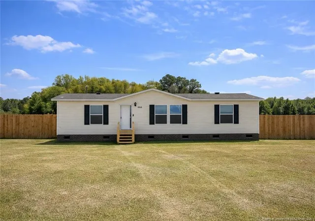 Photo 2 of Manufactured home for sale at 466 Ralph Hunt Blvd, Orrum, NC 28369 | MLS# 759009 | Listing updated on 2026-04-24