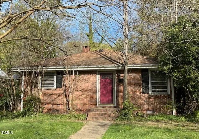 Photo 1 of Sale Pending at 2121 Ruffin St, Durham, NC 27704 | MLS# 10155262 | Listing updated on 2026-05-12