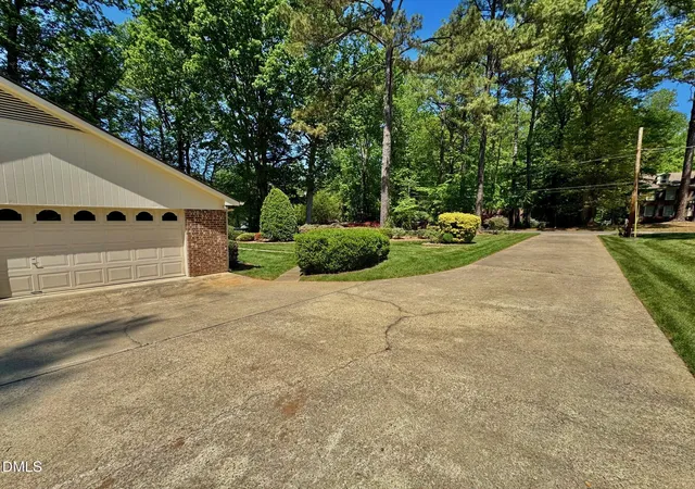 Photo 39 of Sale Pending at 1707 Peace St, Henderson, NC 27536 | MLS# 10160331 | Listing updated on 2026-04-18