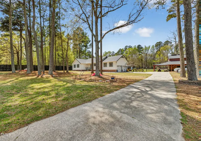 Photo 1 of Single family home for sale at 510 John Winstead Rd, Louisburg, NC 27549 | MLS# 10157297 | Listing updated on 2026-04-03
