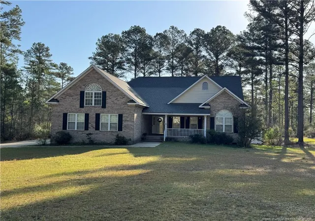 Photo 1 of Single family home for sale at 912 Lewis St, Raeford, NC 28376 | MLS# 747678 | Listing updated on 2026-04-19