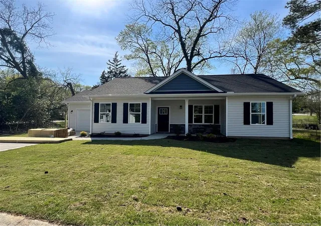 Photo 1 of Single family home for sale at 320 Currie Ct, Fayetteville, NC 28301 | MLS# 762404 | Listing updated on 2026-05-12
