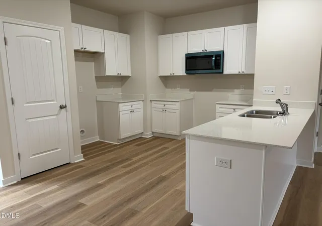 Photo 3 of Single family home for sale at 219 Jacobs Ridge Dr, Four Oaks, NC 27524 | MLS# 10151436 | Listing updated on 2026-05-13