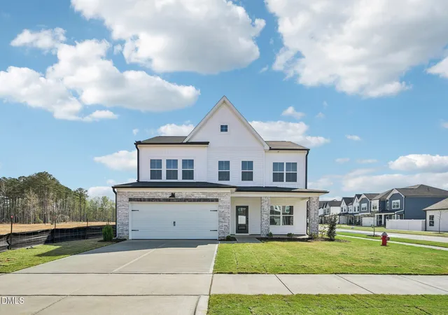 Photo 3 of Single family home for sale at 120 N Stonemill Trl, Wilsons Mills, NC 27520 | MLS# 10146723 | Listing updated on 2026-04-27
