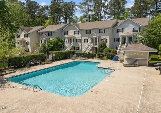 Photo 38 of Condo for sale at 128 Schultz St, Chapel Hill, NC 27514 | MLS# 10157553 | Listing updated on 2026-05-07
