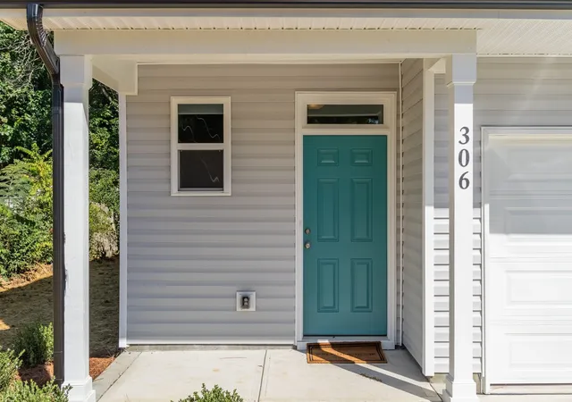2nd image of 306 W Granville St, Dunn, NC 28334 | MLS# 2465479