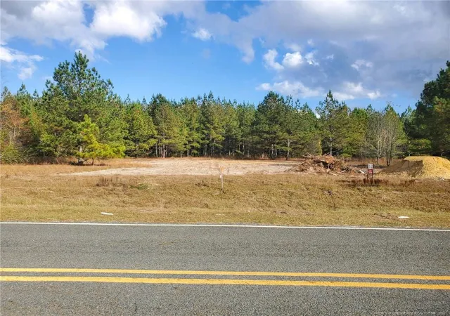 Photo 1 of Sale Pending at 949 Pendergrass Road Road W, Raeford, NC 28376 | MLS# 645469 | Listing updated on 2026-07-18
