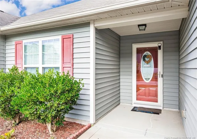 Photo 5 of Sale Pending at 1093 Saint Johns Loop, Raeford, NC 28376 | MLS# 668219 | Listing updated on 2026-07-18