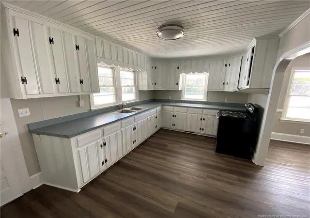 Photo 3 of Sale Pending at 1502 Gillespie St, Fayetteville, NC 28306 | MLS# 684568 | Listing updated on 2026-07-18