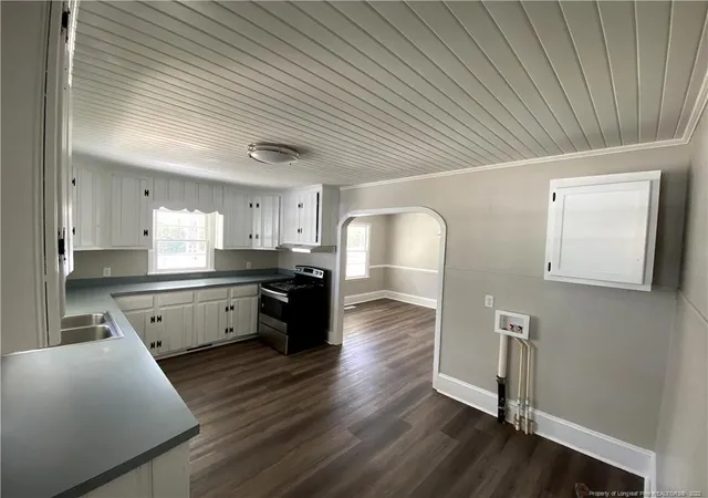 Photo 3 of Sale Pending at 1502 Gillespie St, Fayetteville, NC 28306 | MLS# 684568 | Listing updated on 2026-07-18