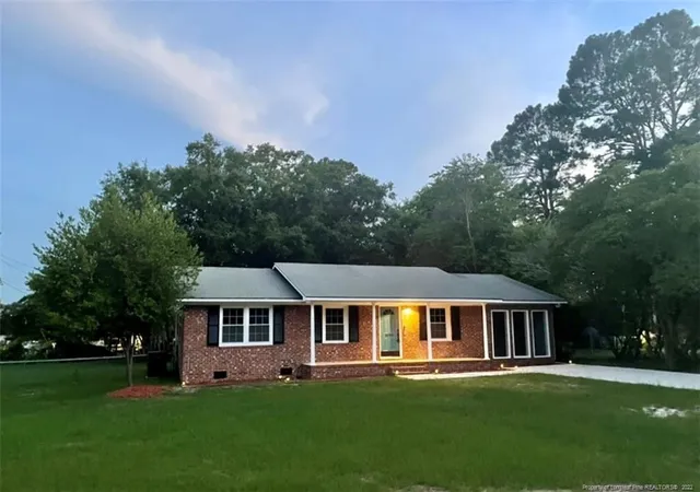 2nd image of 5895 Columbine Rd, Fayetteville, NC 28306 | MLS# 687996