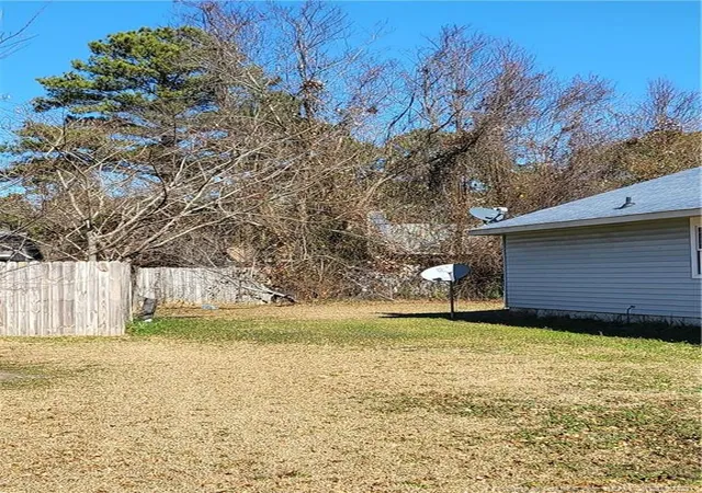 Photo 3 of Sale Pending at 6544 Green Meadow Rd, Fayetteville, NC 28304 | MLS# 696583 | Listing updated on 2026-07-18