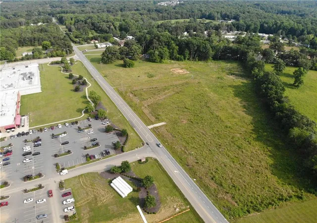 Photo 1 of Sale Pending at 1666/1736 Whites Kennel Rd, Burlington, NC 27215 | MLS# 127720 | Listing updated on 2026-07-18