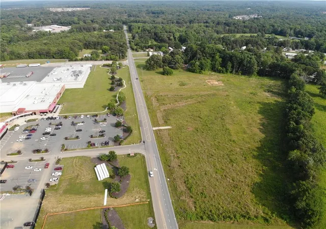 Photo 2 of Sale Pending at 1666/1736 Whites Kennel Rd, Burlington, NC 27215 | MLS# 127720 | Listing updated on 2026-07-18