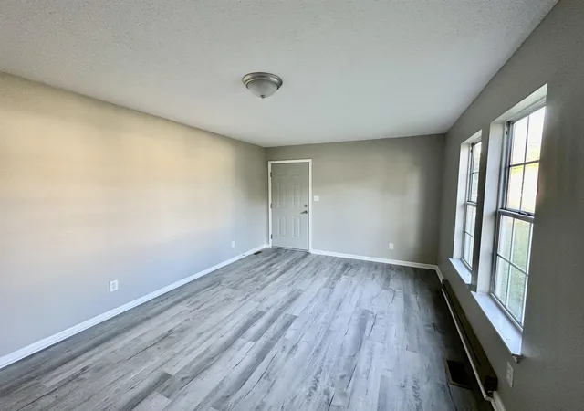 Photo 3 of Sale Pending at 1304 Queen Ann St, Burlington, NC 27217 | MLS# 2538628 | Listing updated on 2026-07-18