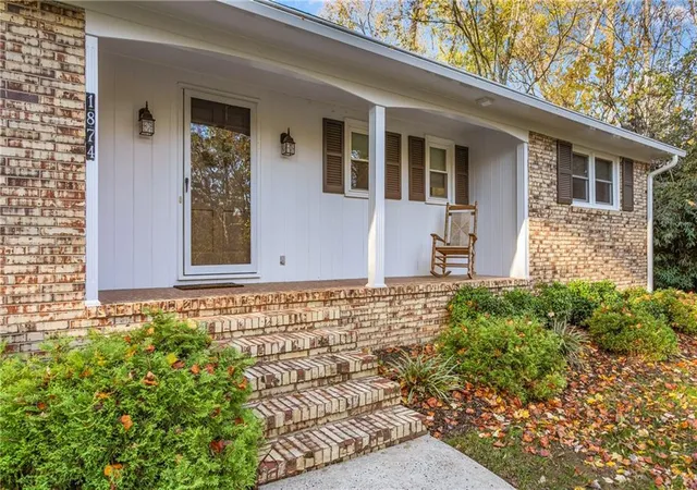 Photo 2 of Sale Pending at 1874 Stratford Rd, Burlington, NC 27217 | MLS# 128868 | Listing updated on 2026-07-18